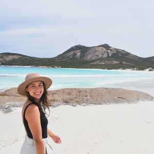 Meet your Posher, Adeleena